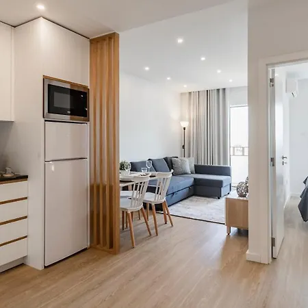 1br Paraiso Flat W/ Balcony & Ac By Lovelystay * Porto
